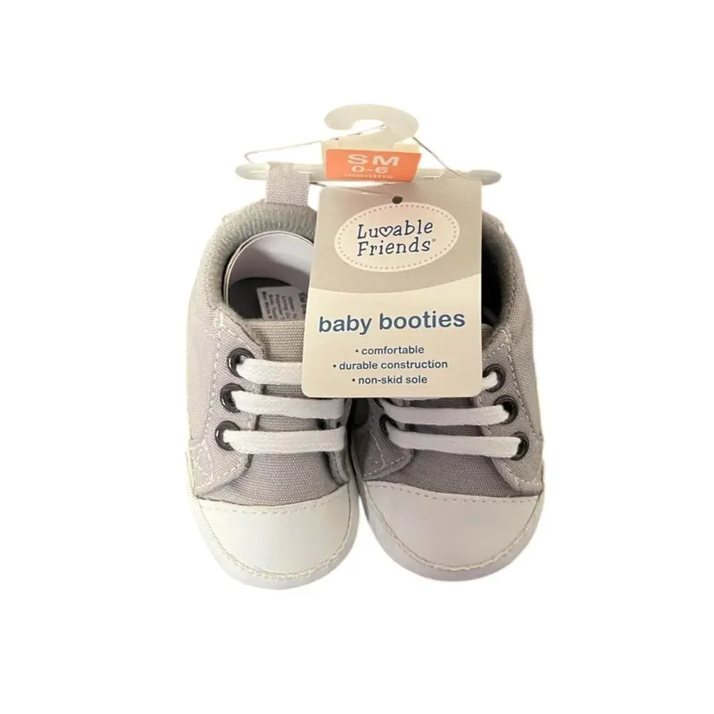 Luvable Friends Gray & White Sneaker Baby Booties Size SM Small 0-6 Months New